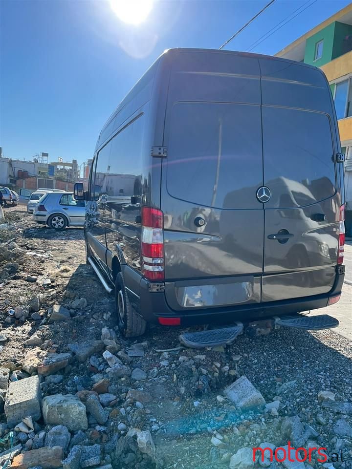 2010' Mercedes-Benz Sprinter photo #5