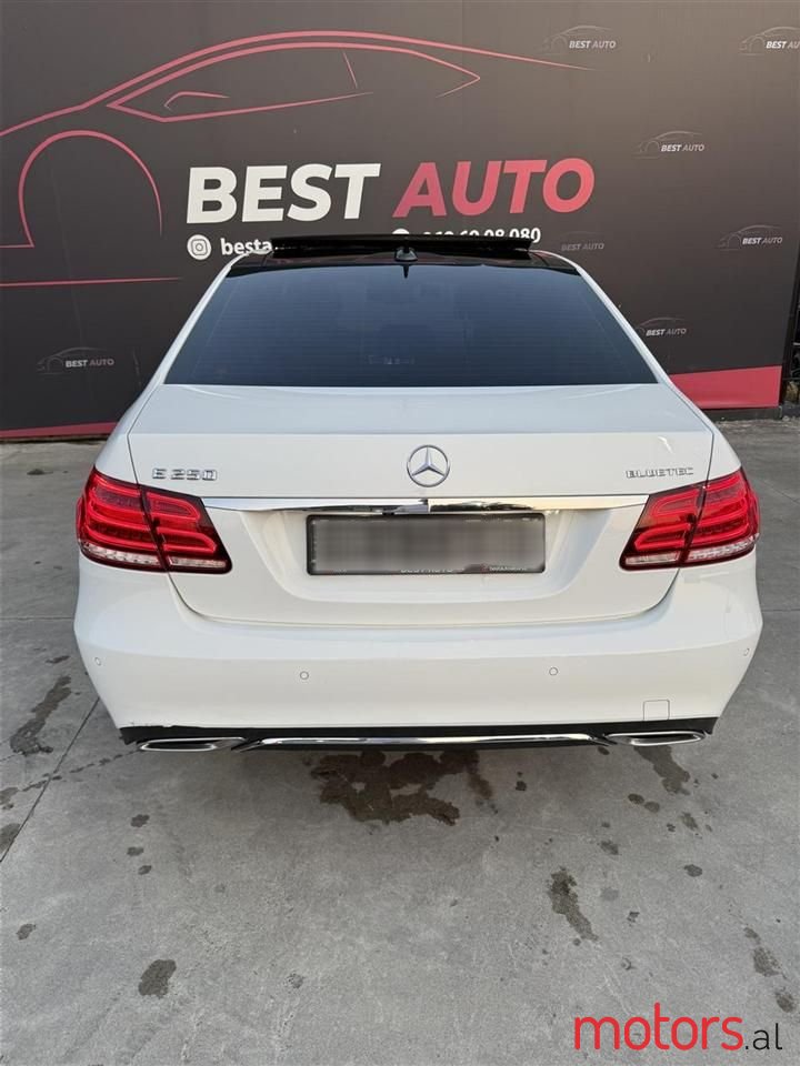 2015' Mercedes-Benz E 250 photo #3