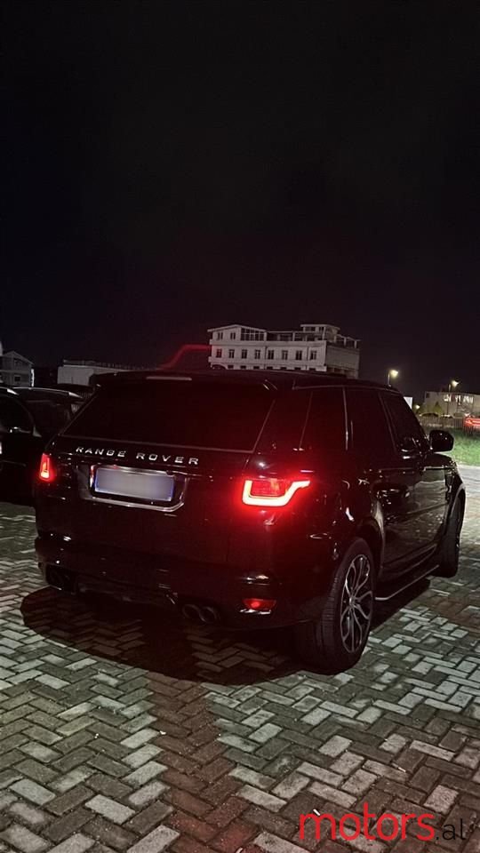 2014' Land Rover Range Rover Sport photo #2