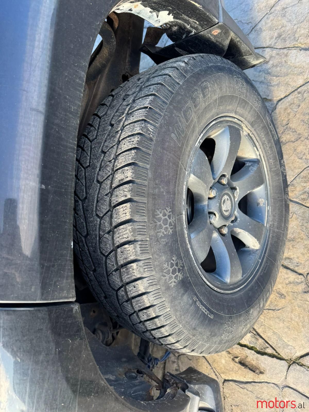 2004' Toyota Land Crusier photo #4