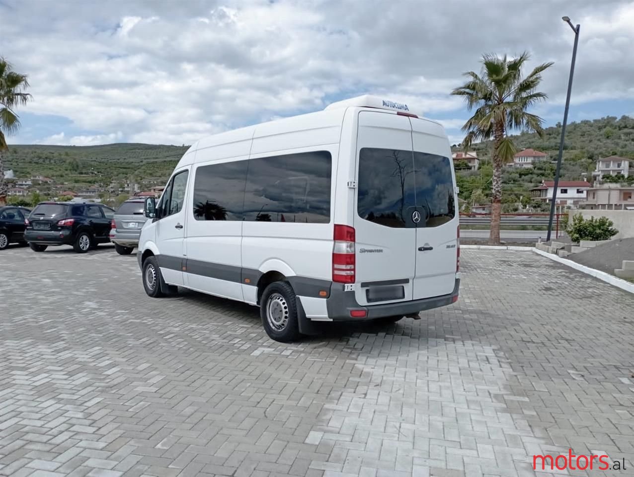 2012' Mercedes-Benz 200 photo #1