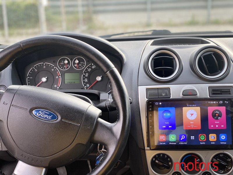 2006' Ford Fiesta photo #7