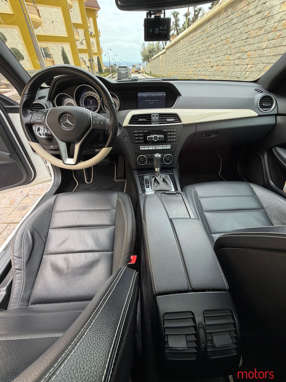 2013' Mercedes-Benz 220 photo #2