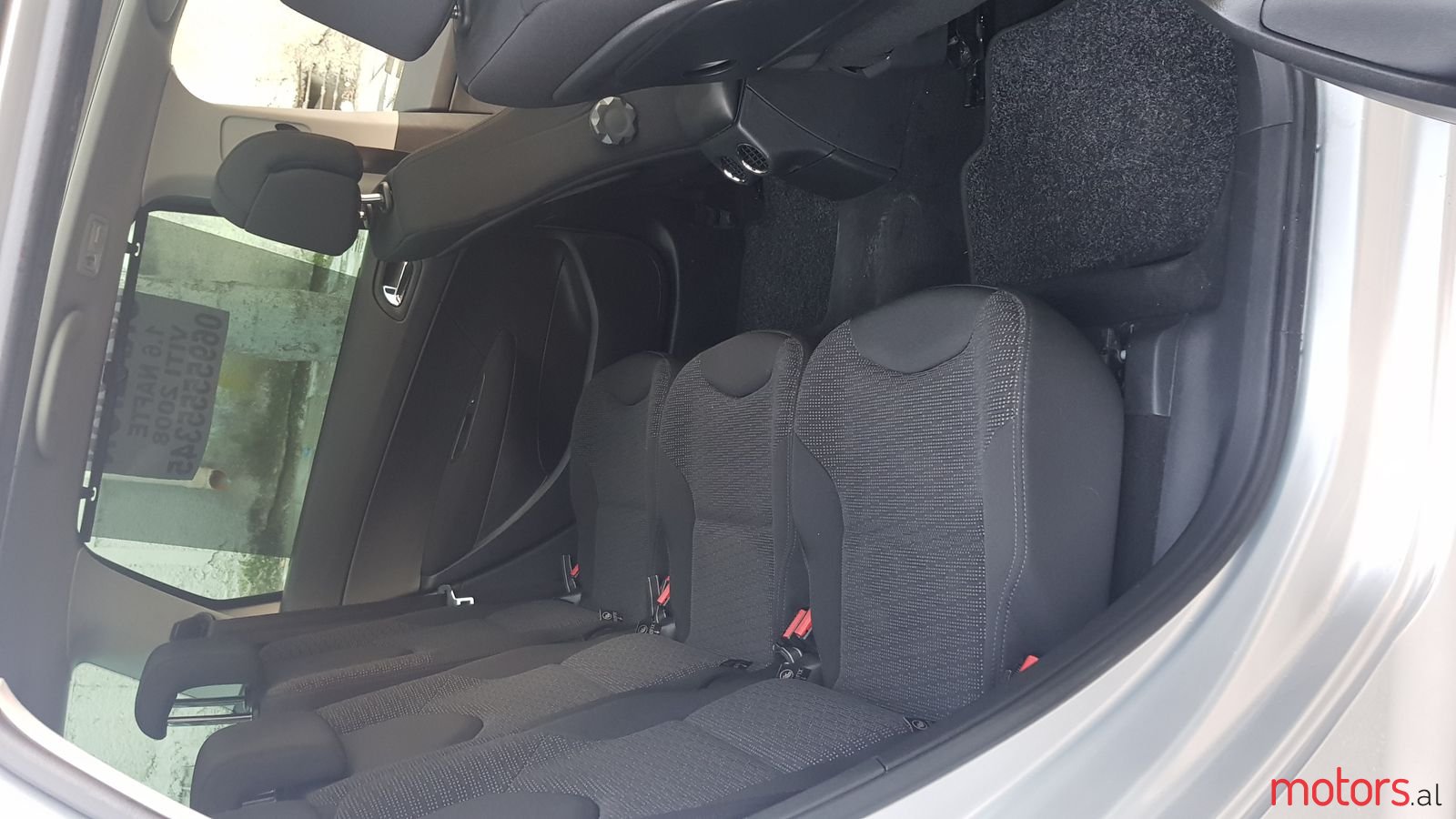 2009' Peugeot 308 photo #7