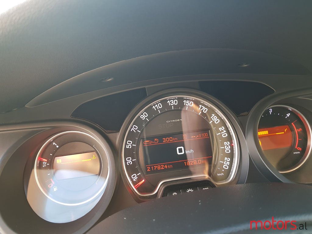 2009' Citroen C5 photo #4