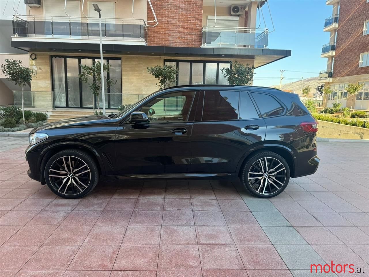 2019' BMW X5 photo #1