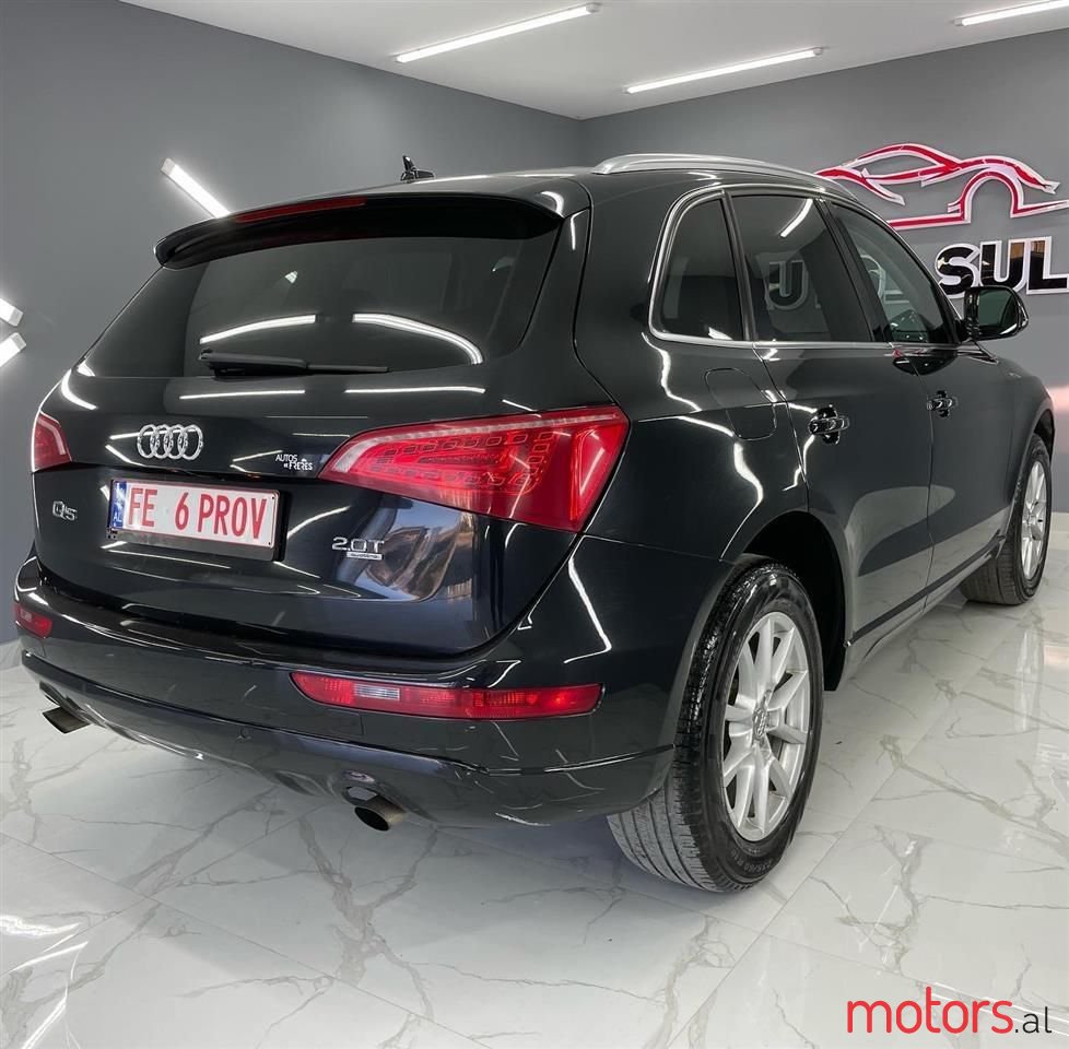 2012' Audi Q5 photo #5