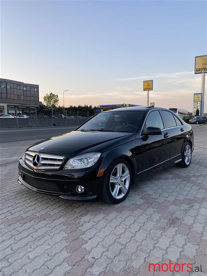 2010' Mercedes-Benz C 300 photo #3