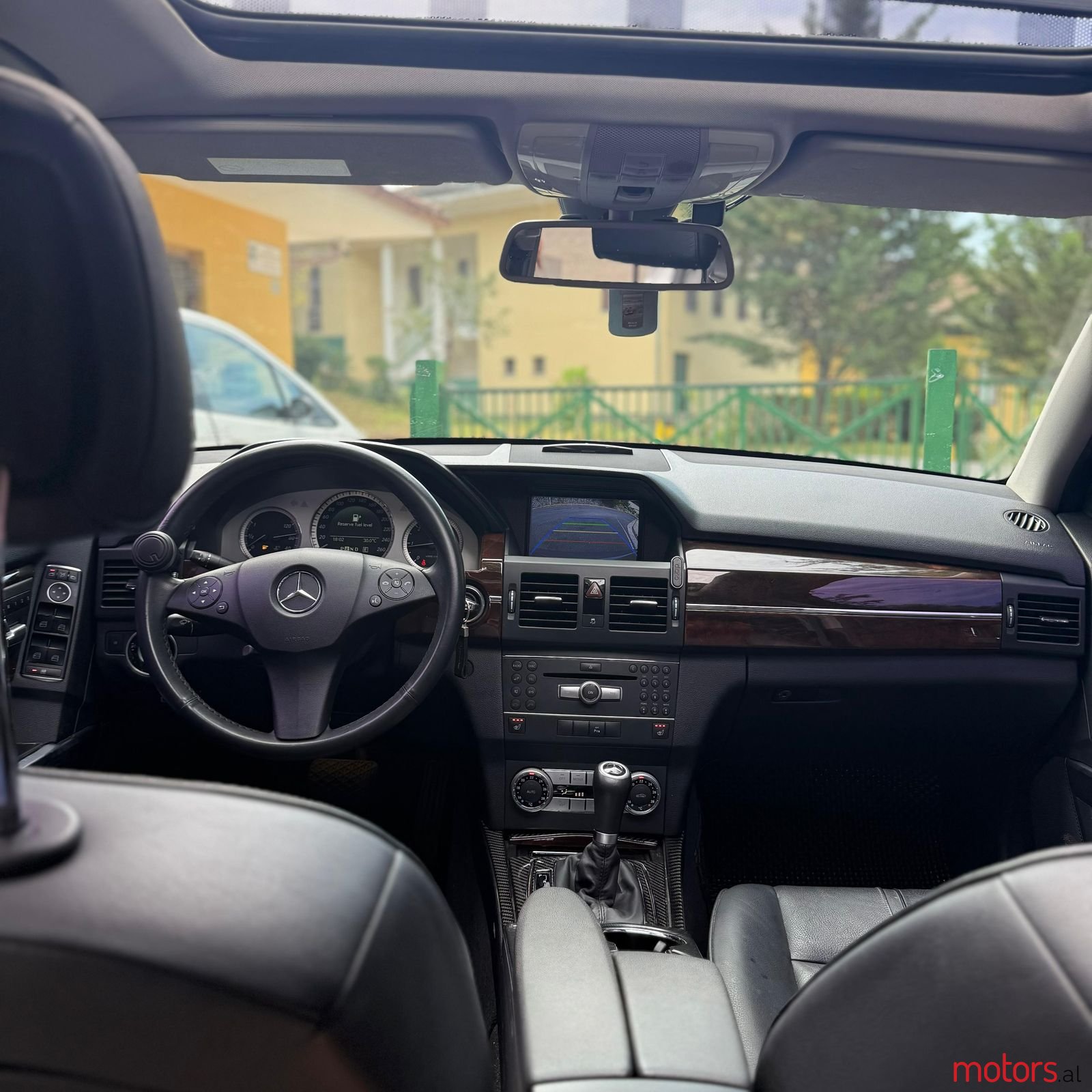2011' Mercedes-Benz GLK 220 photo #4