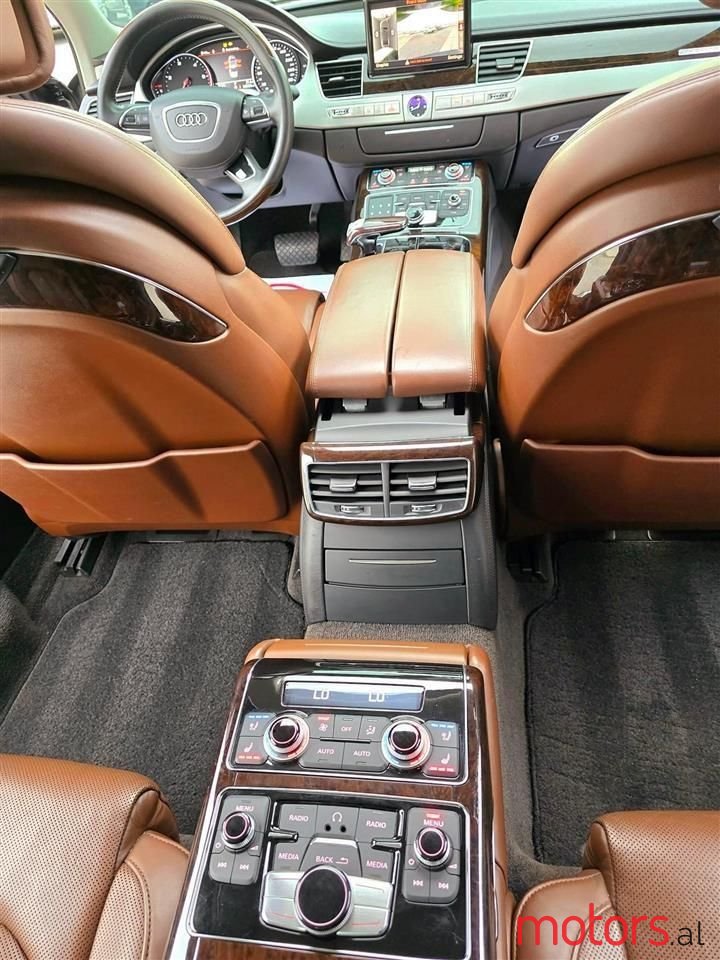 2013' Audi A8 photo #3