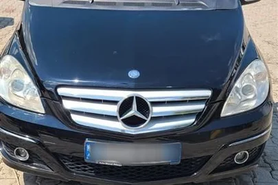 2010' Mercedes-Benz B 180