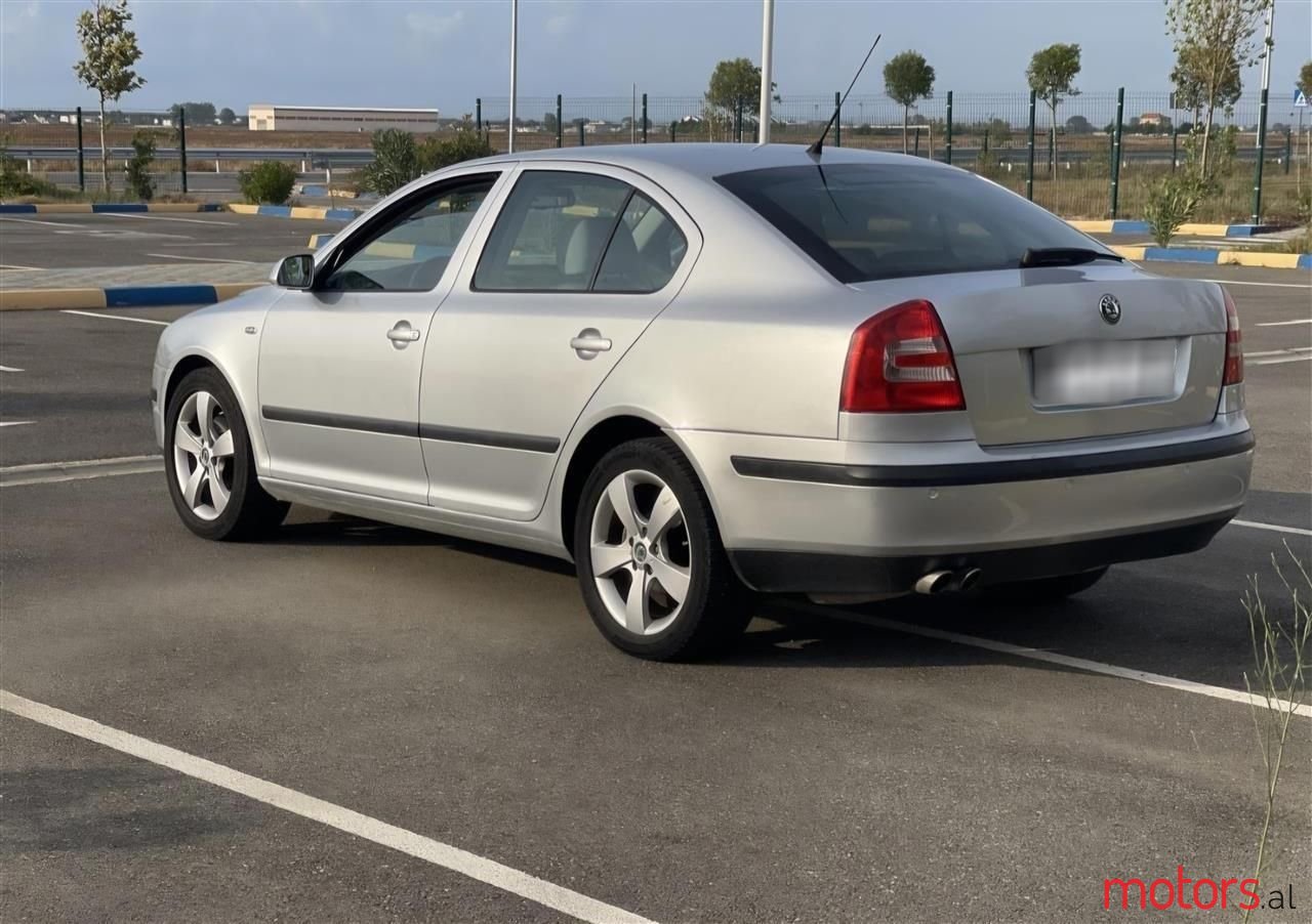 2008' Skoda Octavia photo #2