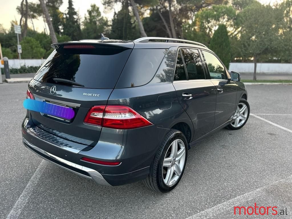 2013' Mercedes-Benz ML 350 photo #2