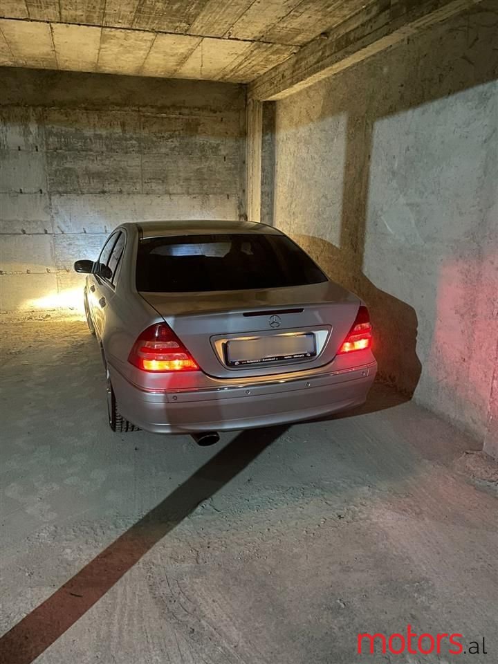 2005' Mercedes-Benz 200 photo #6