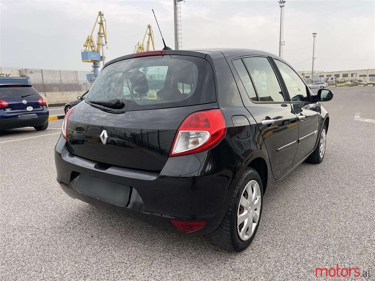 2009' Renault Clio photo #4