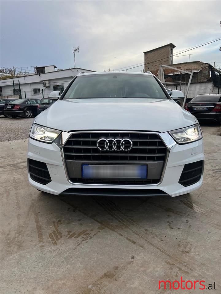 2016' Audi Q3 photo #6