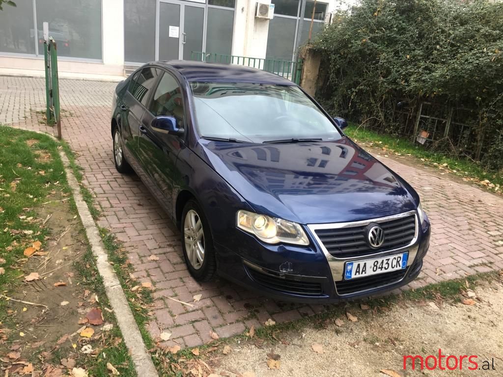 2006' Volkswagen Passat photo #4