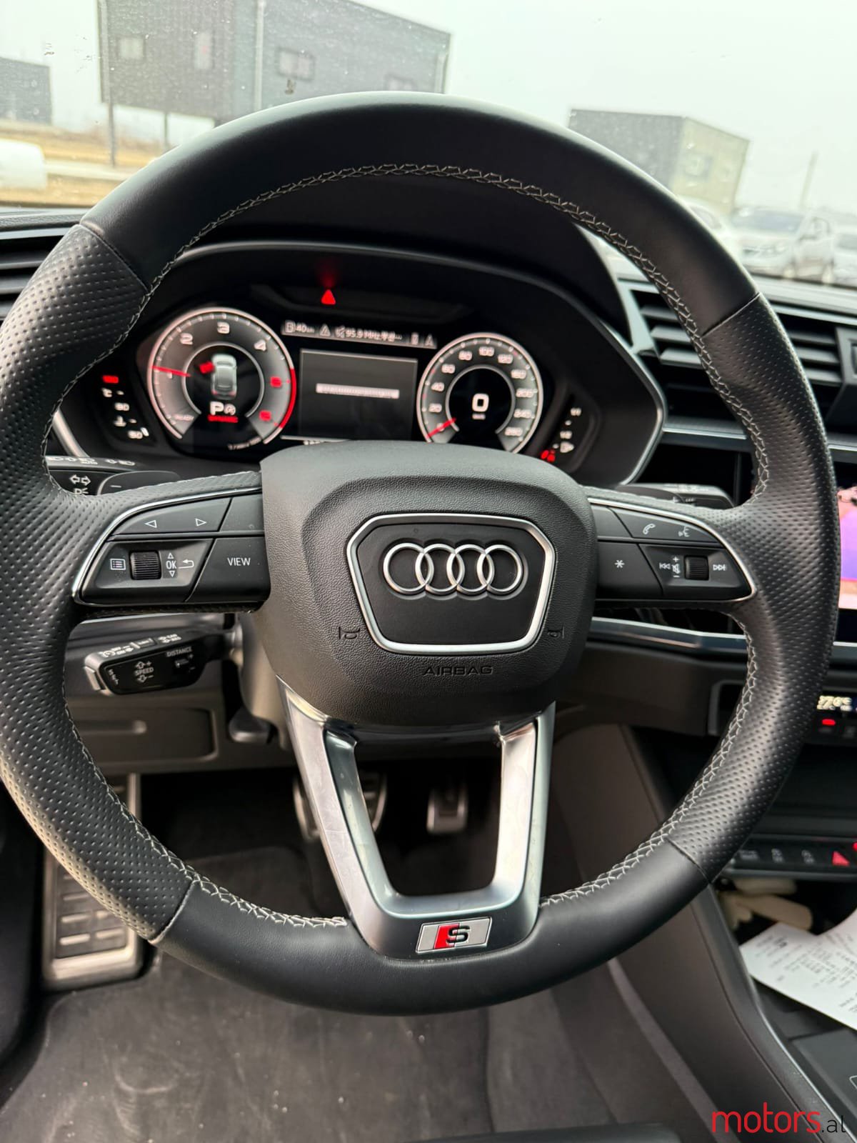 2022' Audi Q3 photo #6