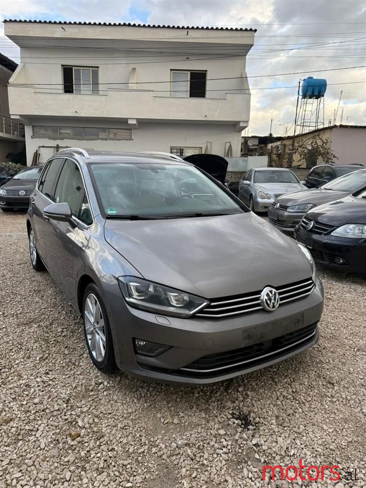 2014' Volkswagen Golf Sportvan photo #3