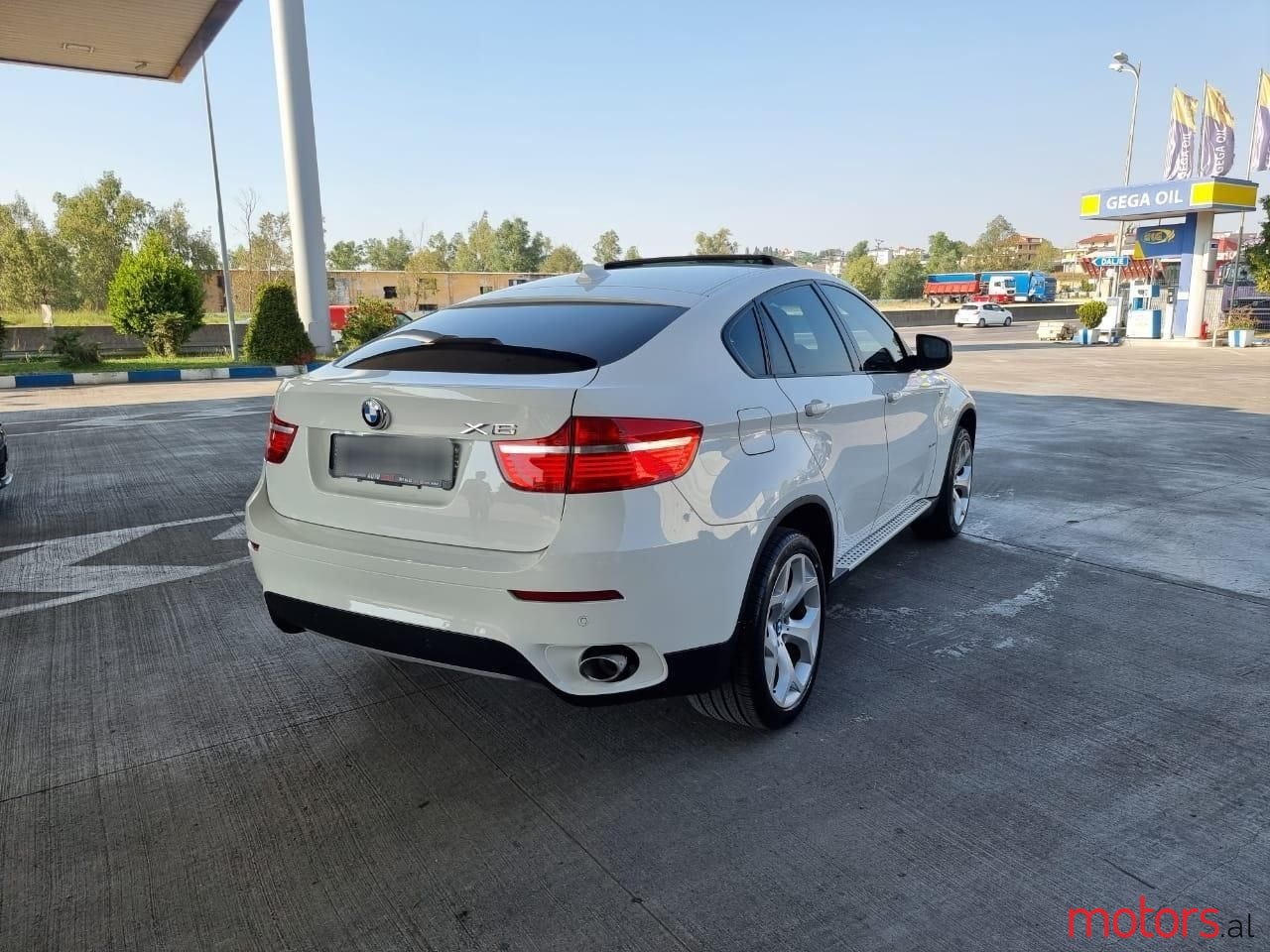 2011' BMW X6 photo #2