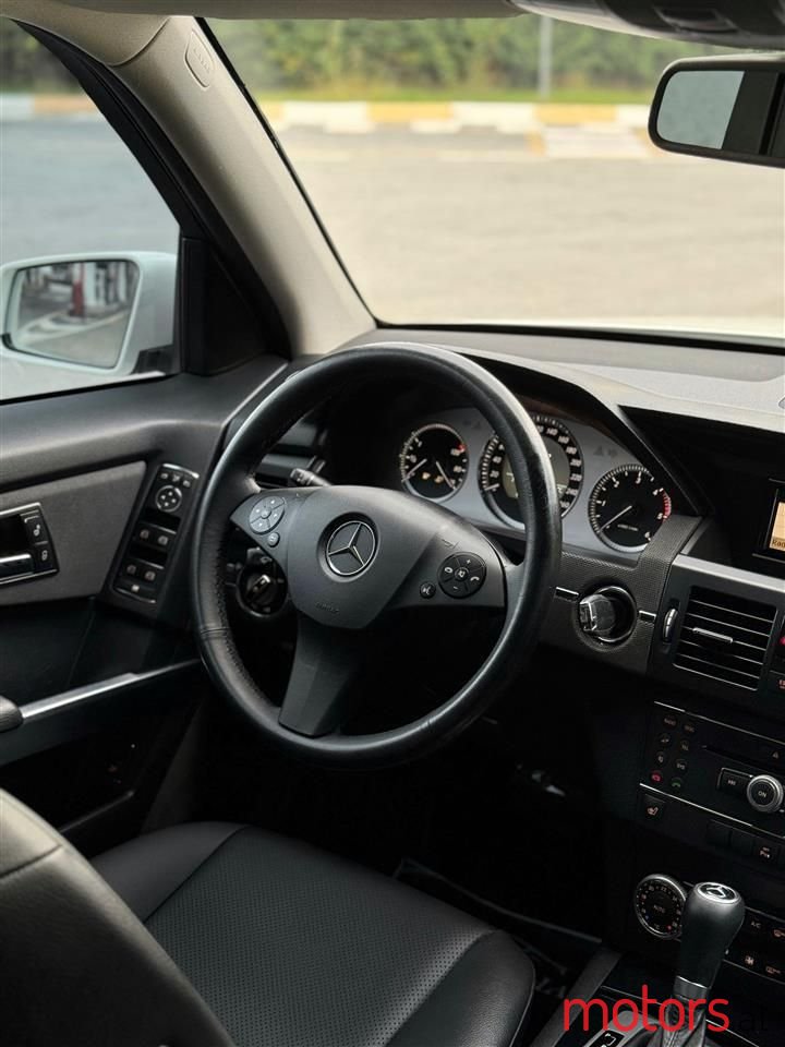 2009' Mercedes-Benz GLK 220 photo #5