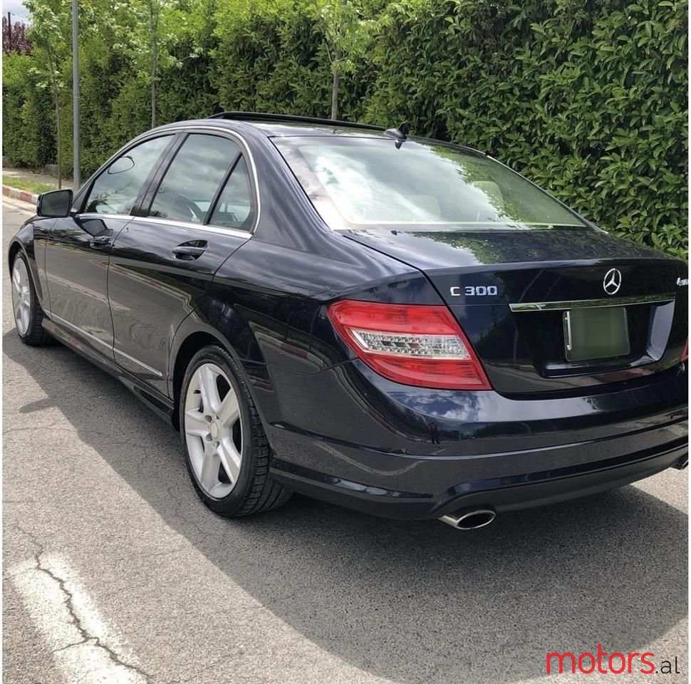2010' Mercedes-Benz C 300 photo #6