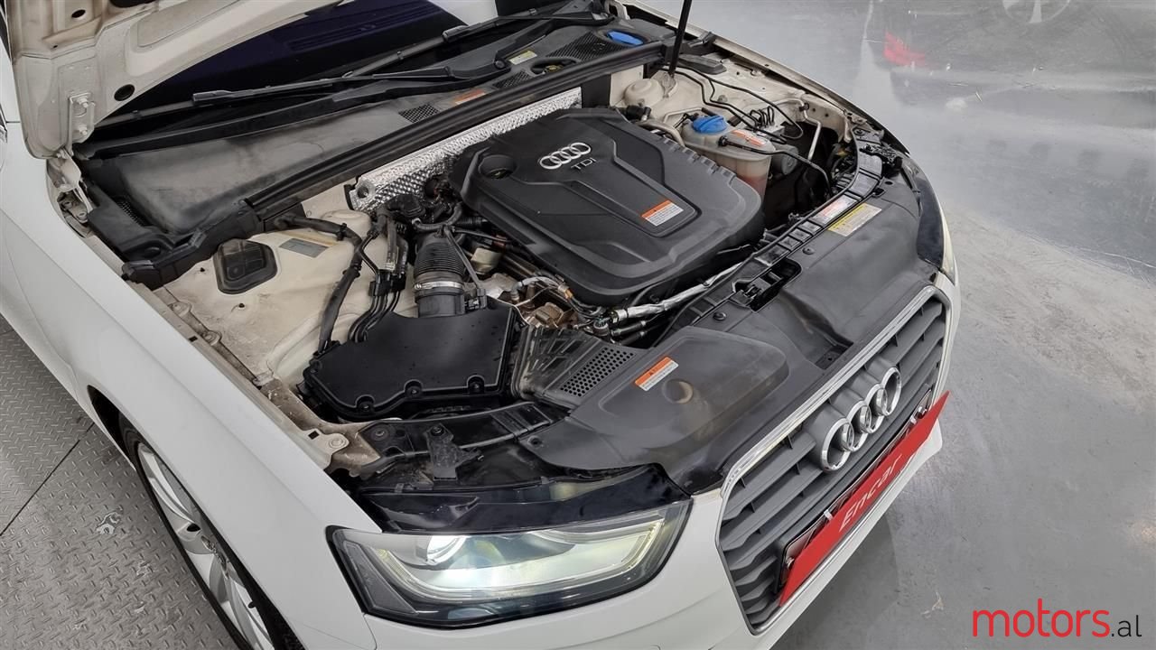 2015' Audi A4 photo #2