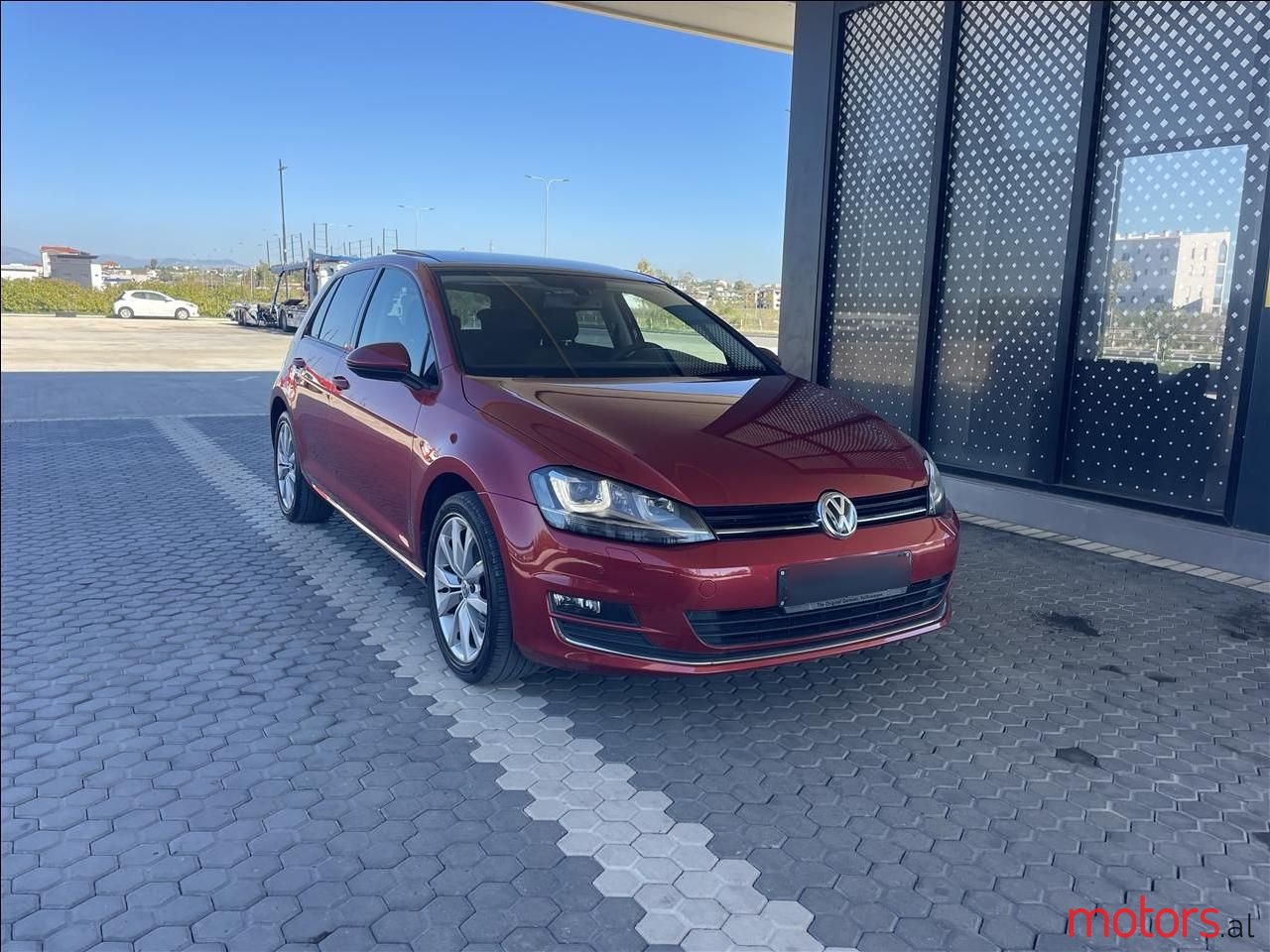 2014' Volkswagen Golf photo #1