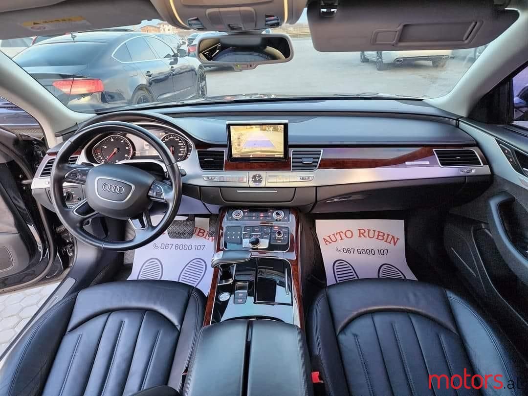 2012' Audi A8 photo #2