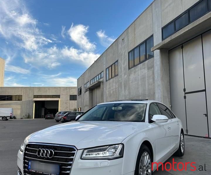 2015' Audi A8 photo #1