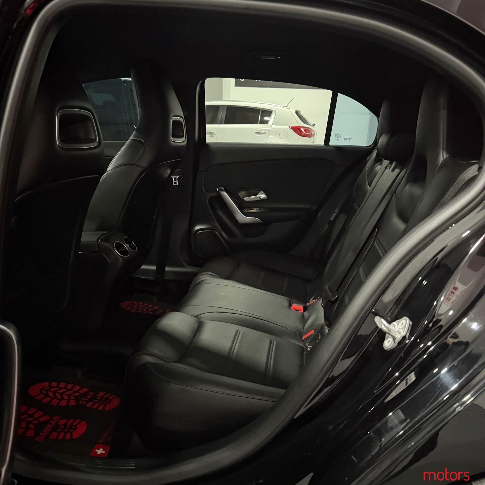 2018' Mercedes-Benz A 180 photo #6