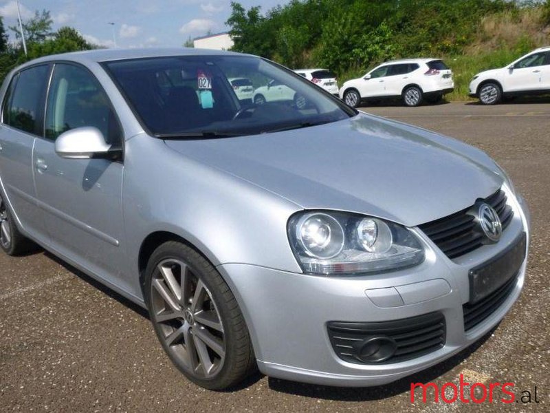 2006' Volkswagen Golf photo #1