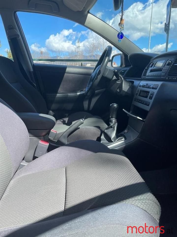 2005' Toyota Corolla photo #5