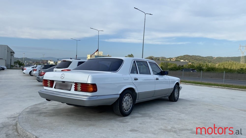1987' Mercedes-Benz SL 560 photo #3