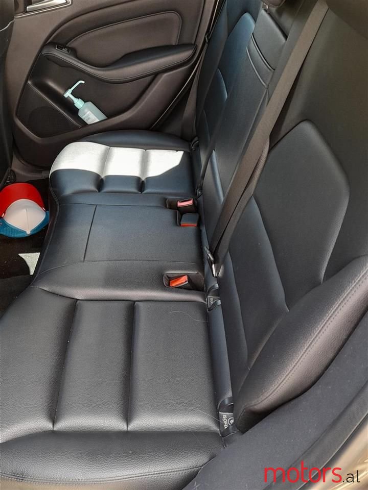 2014' Mercedes-Benz B 200 photo #3