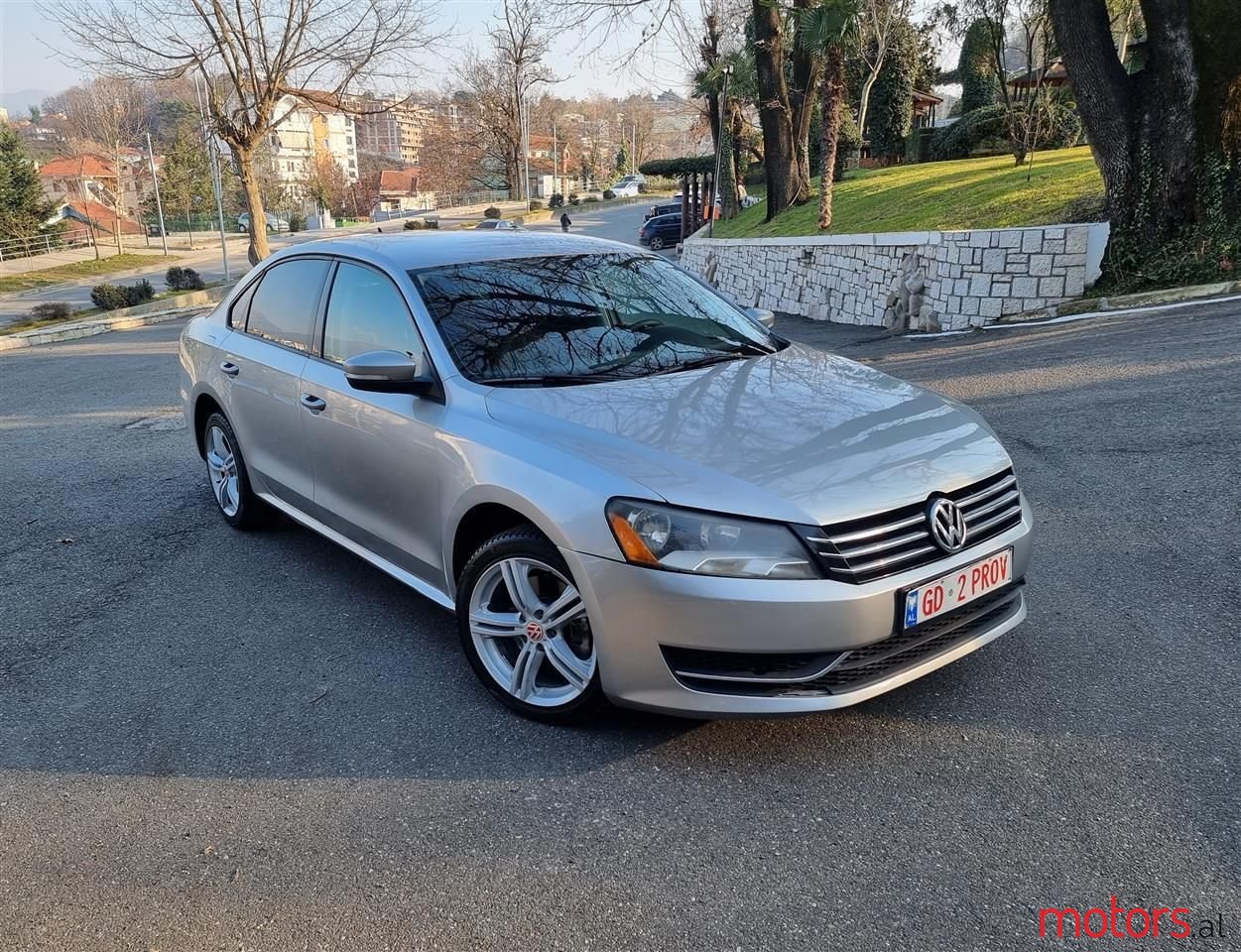 2013' Volkswagen Passat photo #1