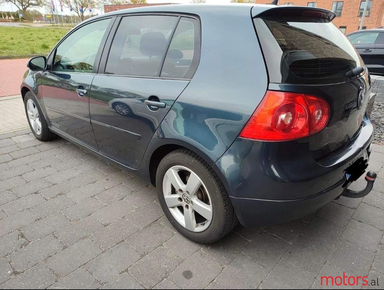 2007' Volkswagen Golf photo #4