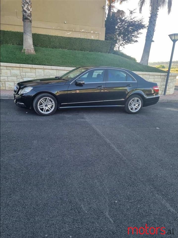 2010' Mercedes-Benz 250 photo #2