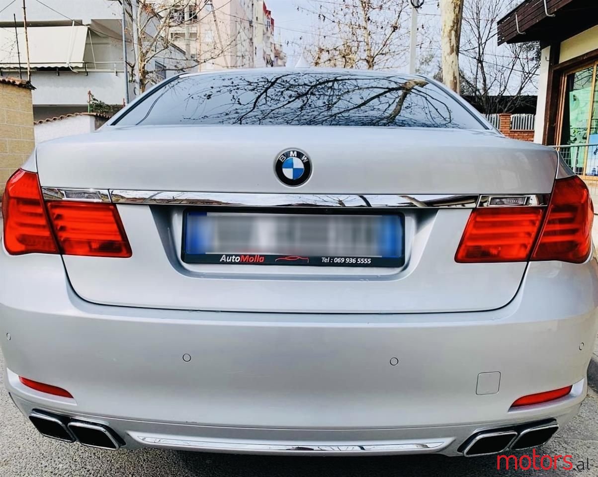 2009' BMW 750 photo #5