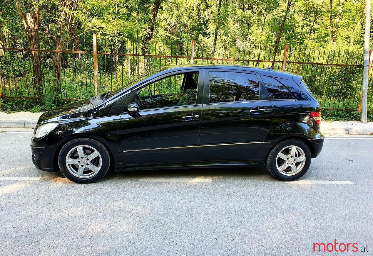 2007' Mercedes-Benz B 200 photo #1