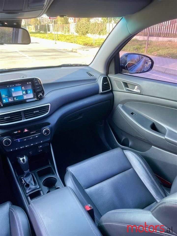 2019' Hyundai Tucson photo #6