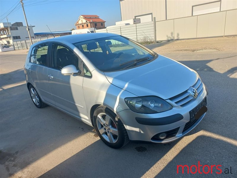 2007' Volkswagen Golf Plus photo #6