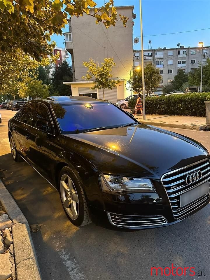 2013' Audi A8 photo #4