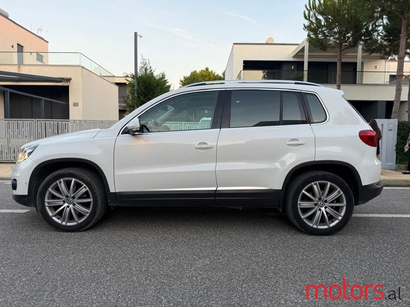 2013' Volkswagen Tiguan photo #1