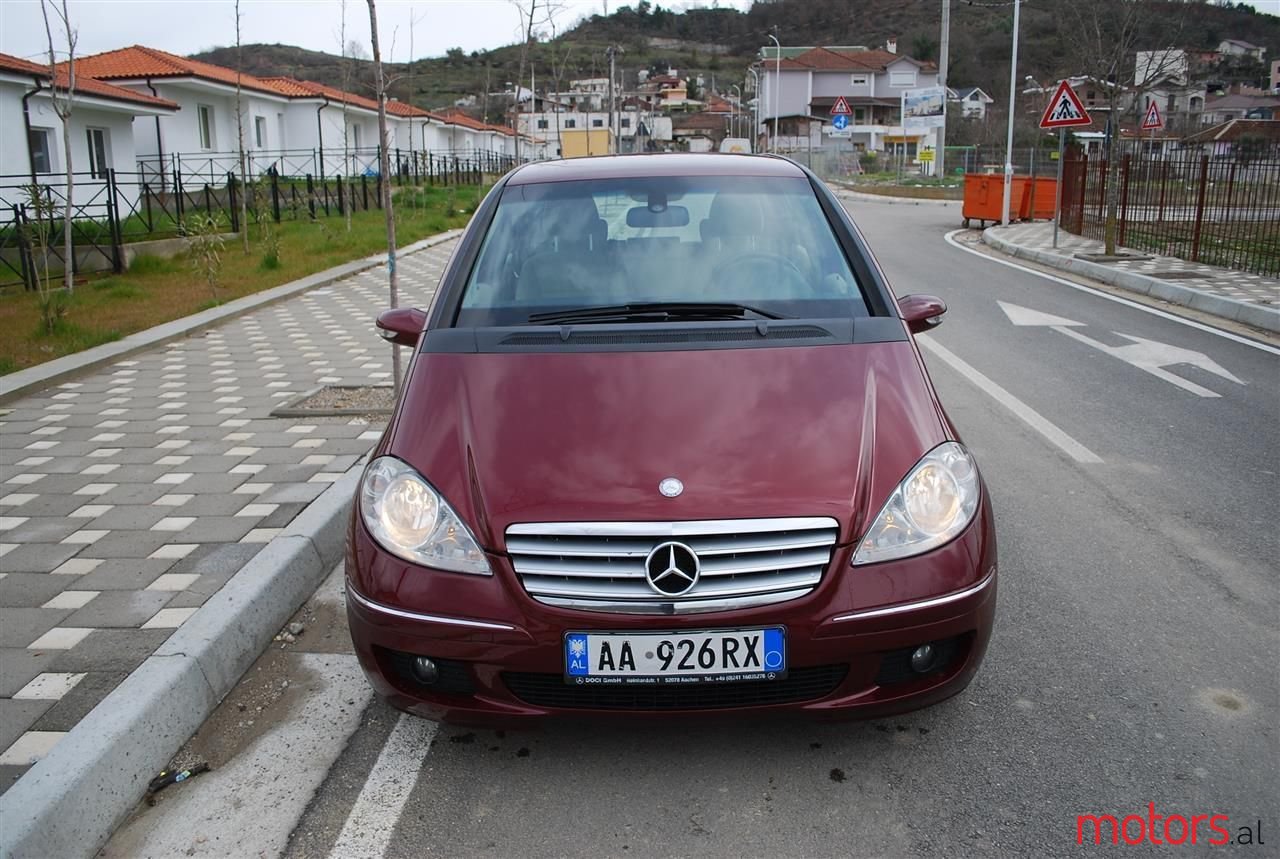 2007' Mercedes-Benz A 180 photo #2