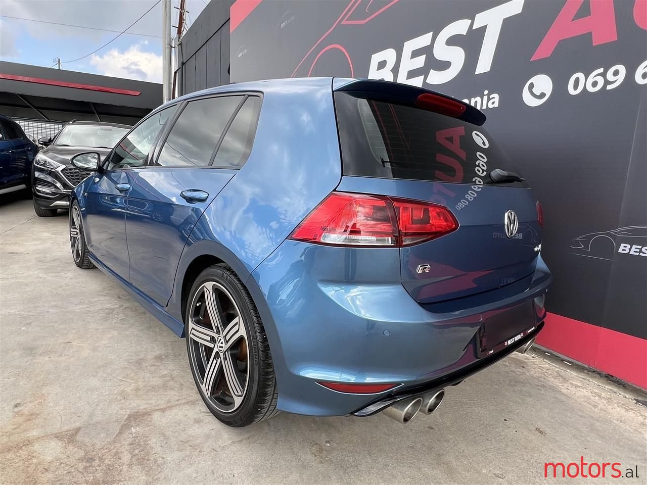 2015' Volkswagen Golf photo #2