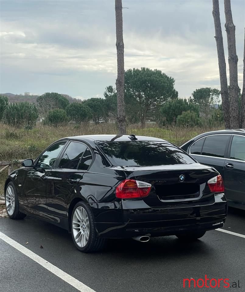 2009' BMW 320 photo #1