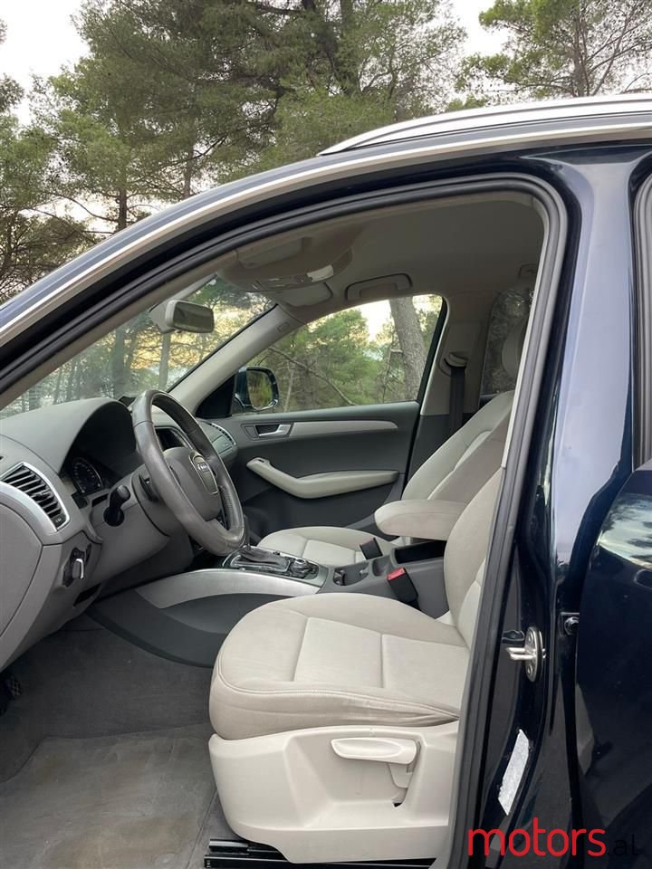 2010' Audi Q5 photo #6