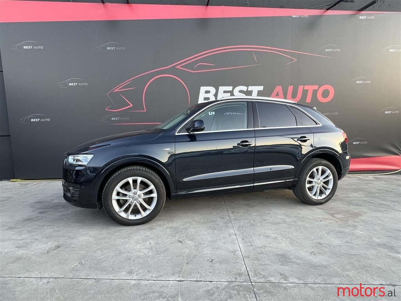 2012' Audi Q3 photo #1