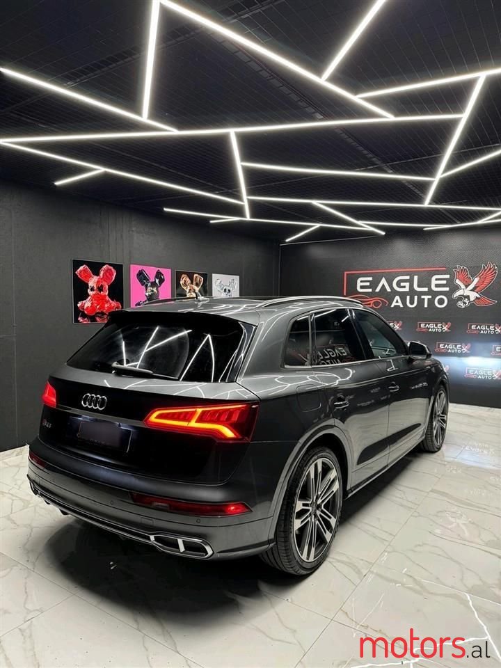 2018' Audi SQ5 photo #4